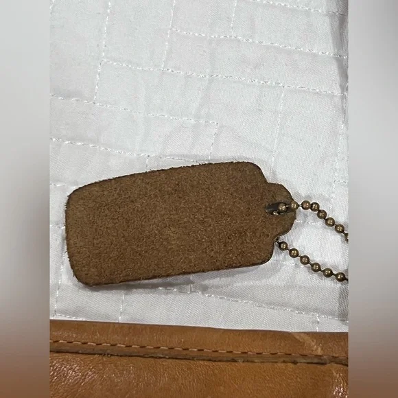 COACH :: CLUTCH - Picture 6 of 15